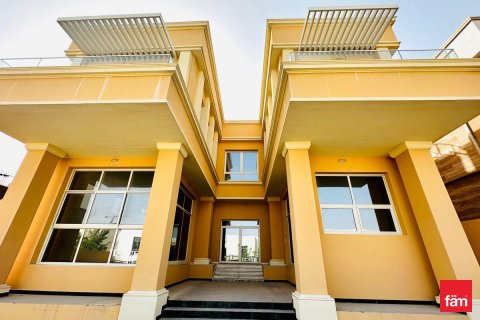 Villa de 5 dormitorios en Al Furjan, UAE No. 142463