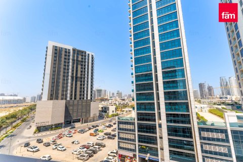 2 bedrooms Apartment in Dubai, UAE No. 165079