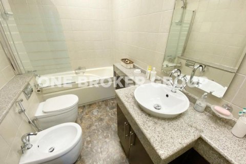 Apartment de 2 dormitorios en Dubai Marina, UAE No. 95745 9
