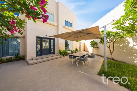Villa de 6 chambres à Meadows, UAE No. 199178 4