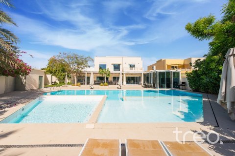 Villa de 6 chambres à Meadows, UAE No. 199178 3