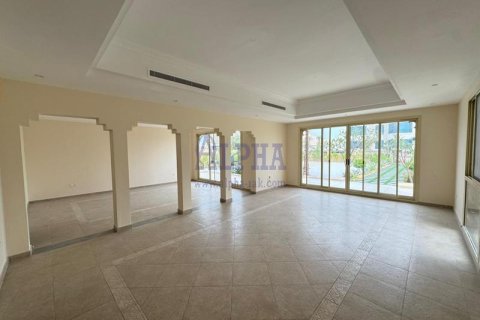 5 bedrooms Villa in Al Hamra Village, UAE No. 141715 7