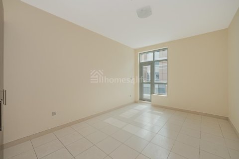 2 bedrooms Apartment in Dubai Residence Complex, UAE No. 141716 9