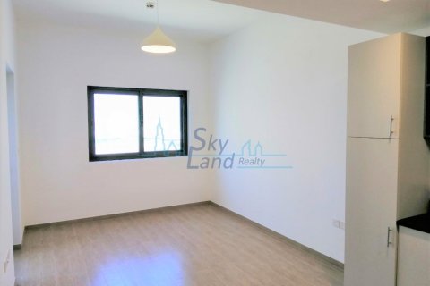 2 bedrooms Apartment in Dubai, UAE No. 104439 10