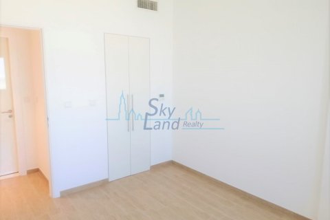 2 bedrooms Apartment in Dubai, UAE No. 104439 7