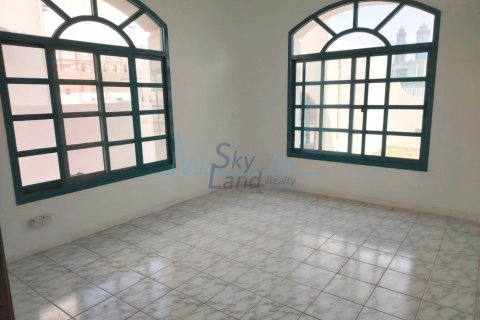 Villa de 6 dormitorios en Jumeirah, UAE No. 104440 6