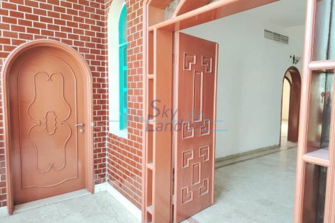 Villa de 6 dormitorios en Jumeirah, UAE No. 104440 11