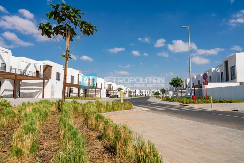 2 bedrooms Townhouse  No. 119194 2