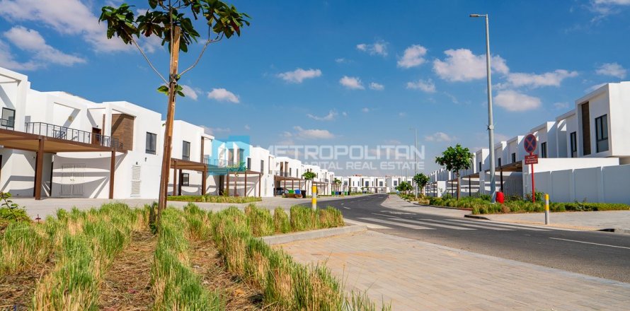 2 bedrooms Townhouse  No. 119194