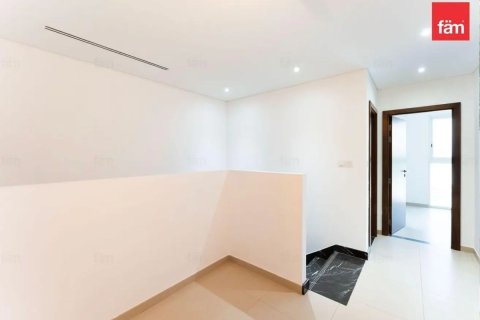 Townhouse de 4 dormitorios en Dubai, UAE No. 161532 9