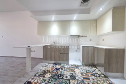 Studio Apartment in FIVE at Jumeirah Village Circle, UAE No. 141117 3