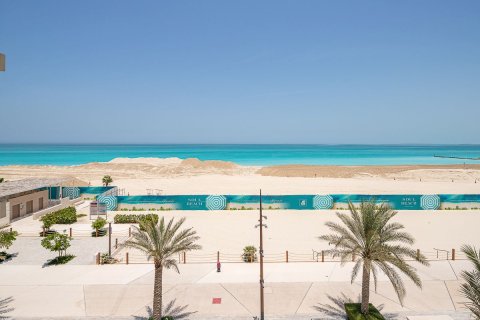 Квартира с 2 спальнями на Saadiyat Cultural District, ОАЭ №26100 1