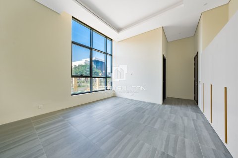 Villa de 5 dormitorios No. 129729 26