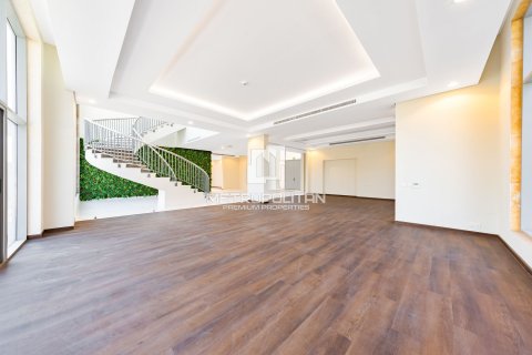 Villa de 5 dormitorios No. 129729 8