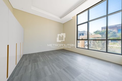 Villa de 5 dormitorios No. 129729 25