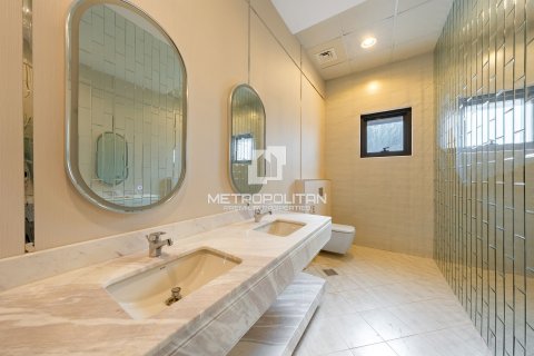 Villa de 5 dormitorios No. 129729 12