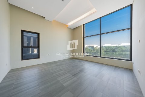 Villa de 5 dormitorios No. 129729 16