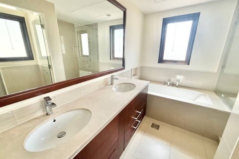 Villa de 3 dormitorios  No. 114687 30