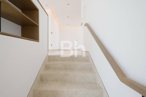 Villa de 4 dormitorios  No. 114685 7