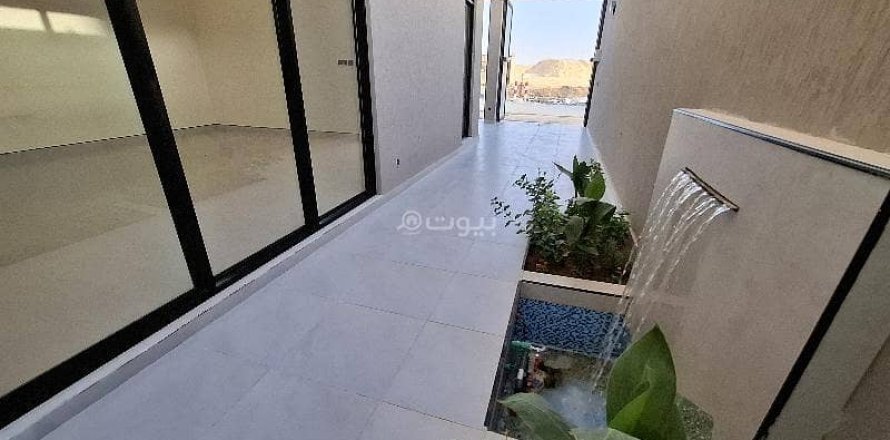 Apartment de 4 dormitorios en Riyadh, Saudi Arabia No. 67512