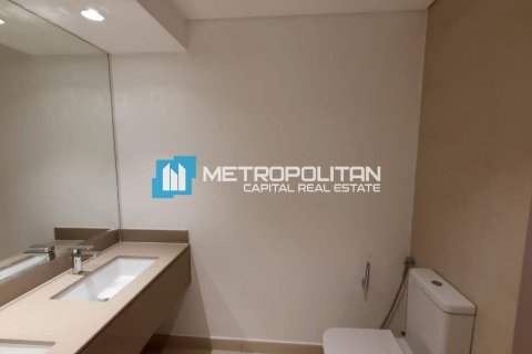 Apartment de 3 dormitorios en  Yas Island, UAE No. 105001 8