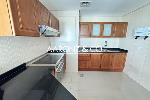 2 bedrooms Apartment in Jumeirah Lake Towers, UAE No. 144900 11