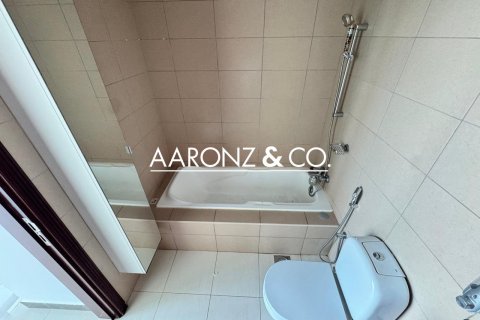 2 bedrooms Apartment in Jumeirah Lake Towers, UAE No. 144900 18