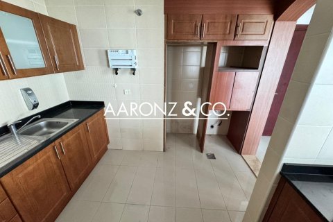 2 bedrooms Apartment in Jumeirah Lake Towers, UAE No. 144900 13