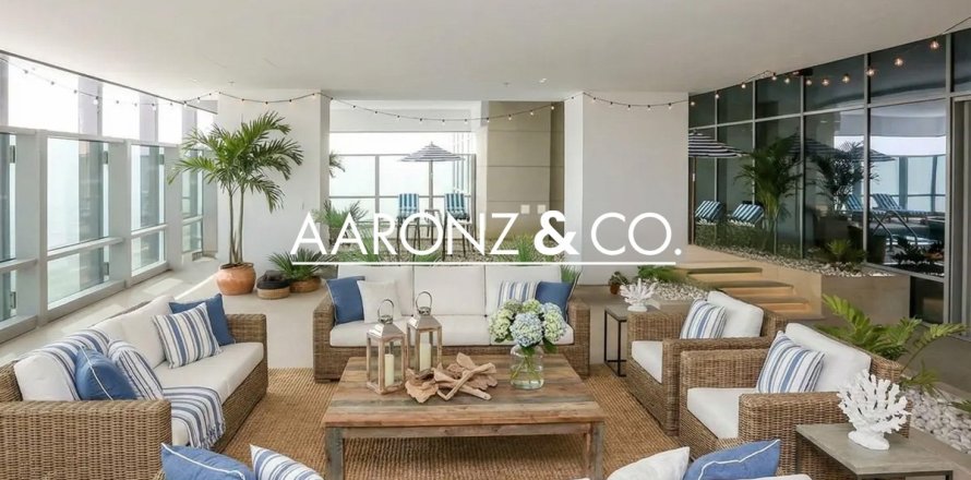 5 bedrooms Penthouse in Business Bay, UAE No. 144897