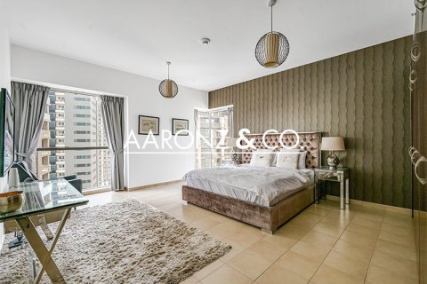 Apartment de 2 dormitorios en Marina Tower, UAE No. 144899 7