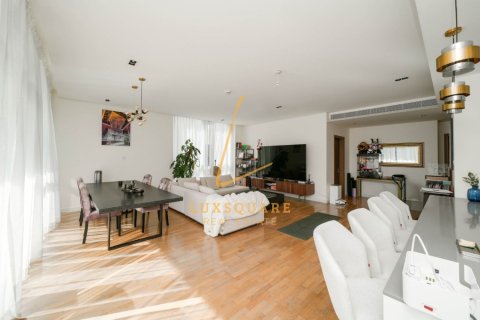 3 bedrooms Apartment in Al Wasl, UAE No. 144895 6