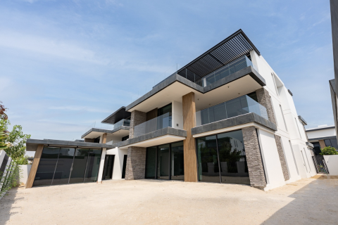 5 bedrooms Villa in Tilal Al Ghaf, UAE No. 195076 8