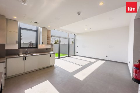 Villa de 3 dormitorios en Dubai, UAE No. 135869 10