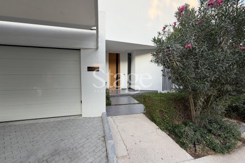 5 bedrooms Villa  No. 127148 4