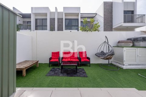 Townhouse de 3 dormitorios  No. 114642 3