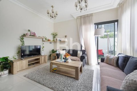 Townhouse de 3 dormitorios  No. 114642 2