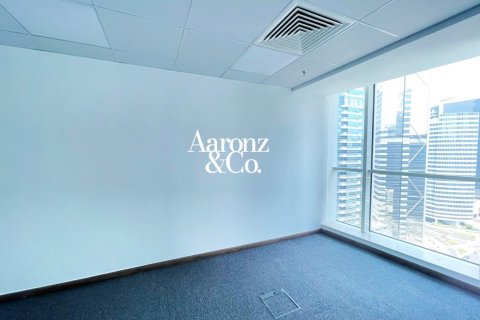 64m² Office in Business Bay, UAE No. 168363 11