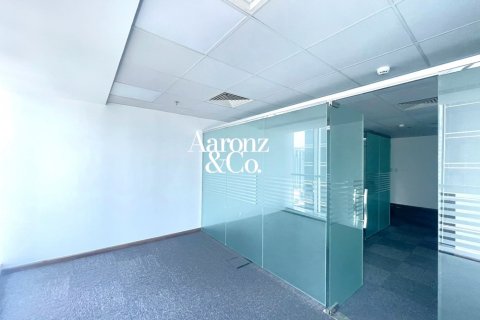 64m² Office in Business Bay, UAE No. 168363 6