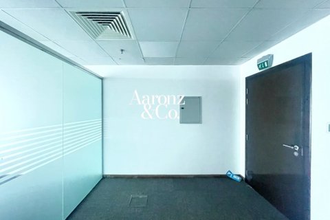 64m² Office in Business Bay, UAE No. 168363 8