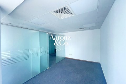 64m² Office in Business Bay, UAE No. 168363 9