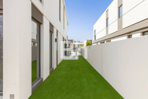 Townhouse de 4 dormitorios  No. 114159 3
