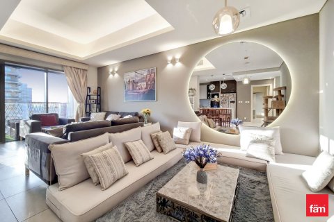 Appartement de 2 chambres à Dubai, UAE No. 140194