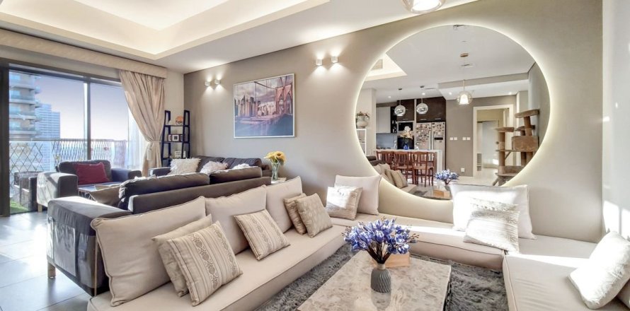 Appartement de 2 chambres à Dubai, UAE No. 140194