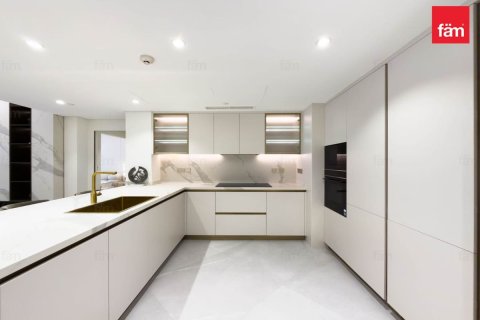 2 bedrooms Apartment in Palm Jumeirah, UAE No. 140195 16