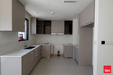 Townhouse de 4 dormitorios en Dubai, UAE No. 165972 4