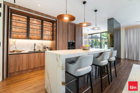 5 bedrooms Villa  No. 132203 9