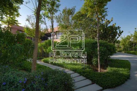 4 bedrooms Townhouse in Tilal City, UAE No. 205469 8