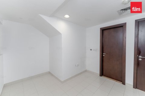 3 bedrooms Apartment in Dubai Sports City, UAE No. 173236 19