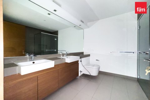 Apartment de 2 dormitorios en City Walk, UAE No. 173237 17