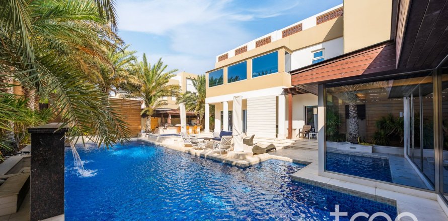 Villa de 5 dormitorios en Rahat, UAE No. 186610